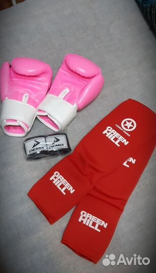 Боксерские перчатки детские и защита