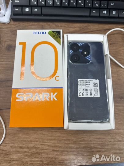 TECNO Spark 10c, 4/64 ГБ
