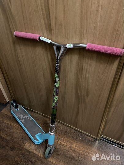 Трюковой самокат