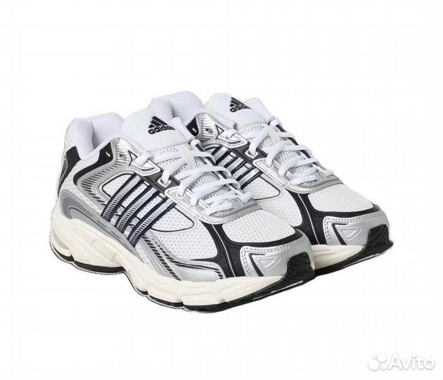 Adidas Originals Response