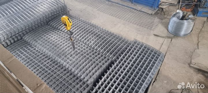 Сетка кладочная 100х100х4 в картах 1х3 m