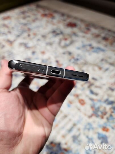 OnePlus 12, 12/256 ГБ