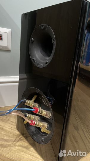 Гибридный усилитель Magnat RV3 + акустика 1003s