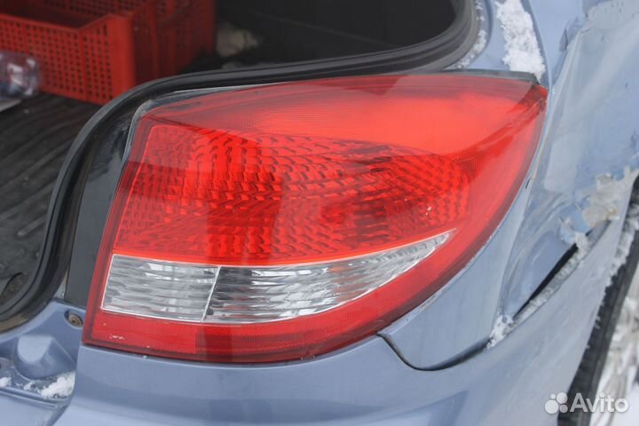 Kia Rio 1 DC фонарь правый