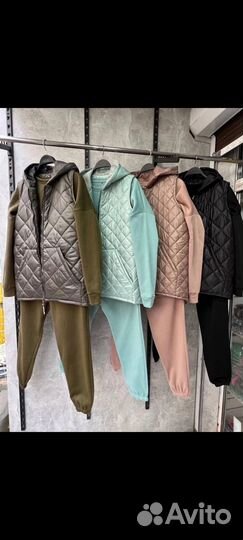 Костюм женский