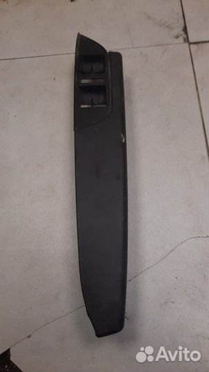 Накладка блока стеклоподьемника Volkswagen Touareg