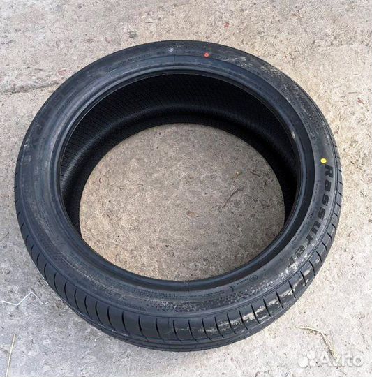 Kapsen Rassurer K3000 245/40 R19