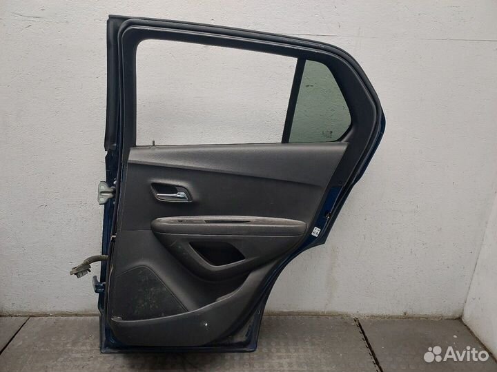 Дверь боковая правая задняя Chevrolet Trax