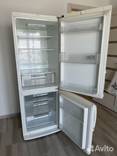 Холодильник бу LG