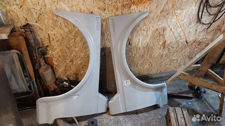 Крыло пластиковое переднее нива 2121