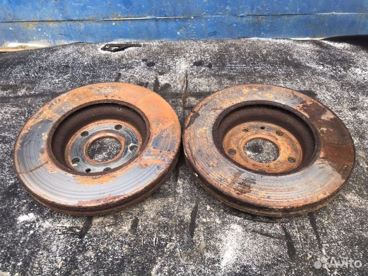 Диск тормозной передний Chevrolet Cruze