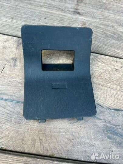 Крышка блока предохранителя Geely Mk MK MR479QA