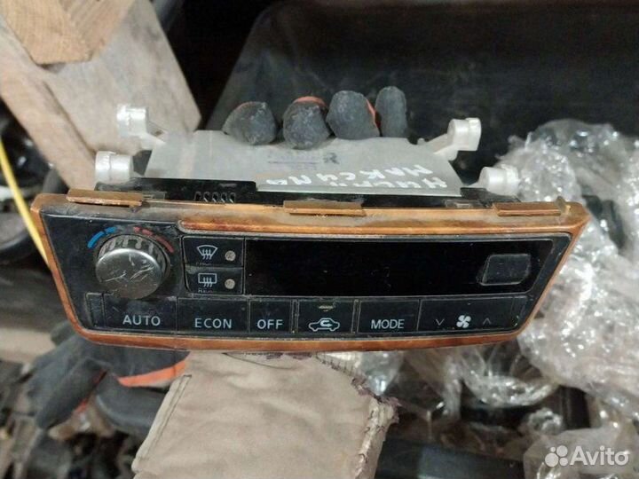 Блок управления климатом Nissan Maxima A33