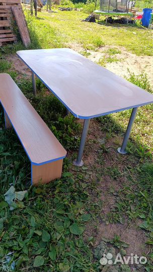 Стол с лавками