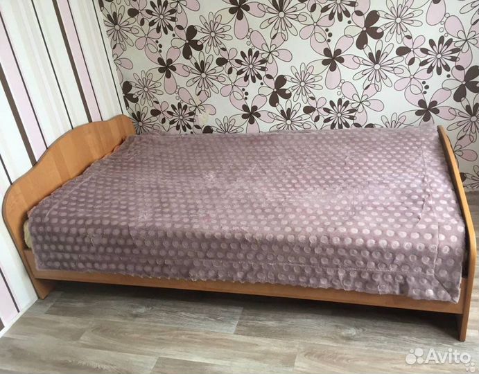 Покрывало или плед