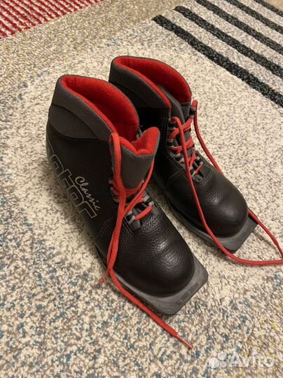 Лыжные ботинки, размер 36