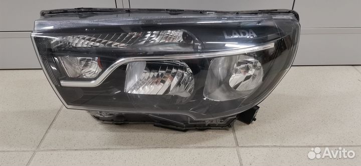 Фара левая LADA Vesta