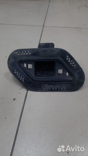 Кронштейн форсунки омывателя фар