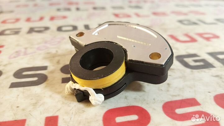 Коммутатор J117