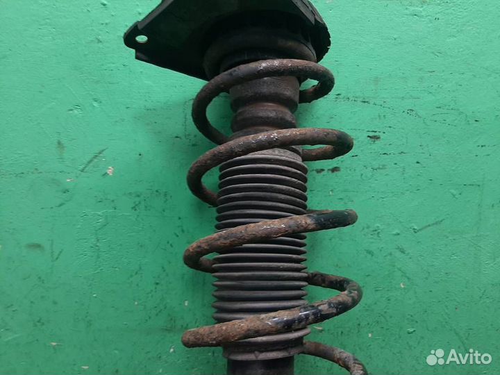 Стойка амортизатора задняя Ford Mondeo 3 2002