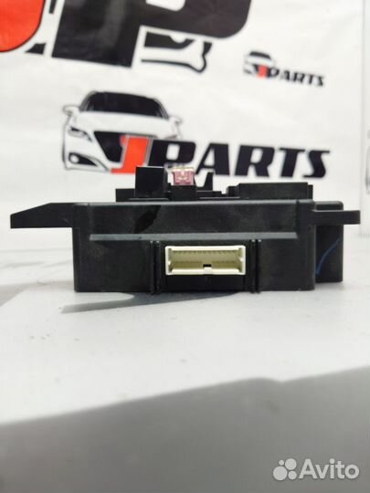 Блок комфорта Mitsubishi Outlander II (2005—2009)