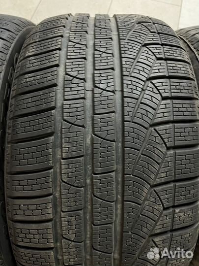 Pirelli Winter Sottozero II 255/35 R19 и 285/30 R19