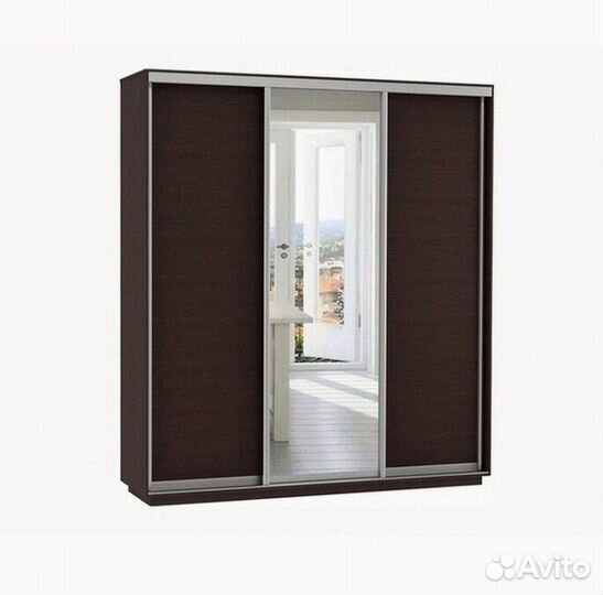 Шкаф-купе трехдверный В наличии