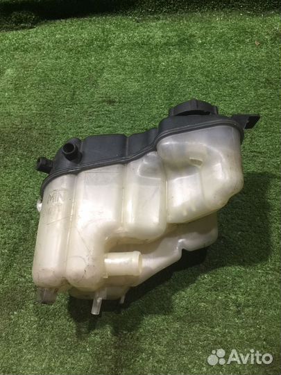 Расширительный бачок Ford Mondeo 4 6g918k218d2l4a