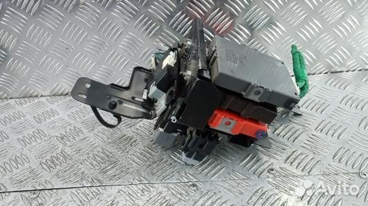 Блок предохранителей subaru impreza 3 (99O06M102)