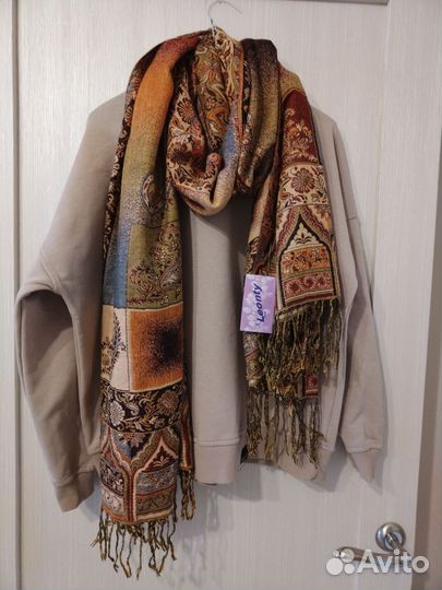 Шарфы платки палантины