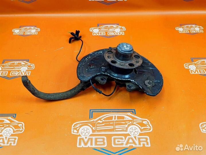 Кулак поворотный передний правый w211 E-class 2