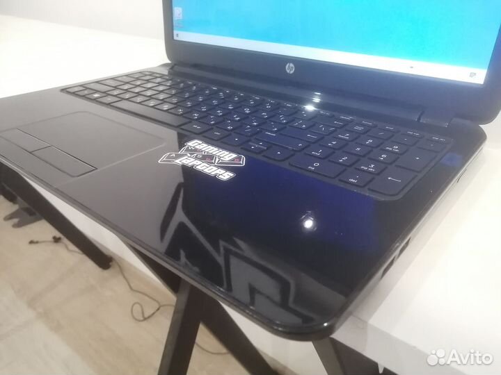 Производительный ноутбук HP с двумя видеокартами