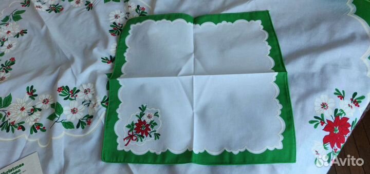 Скатерть и 6 салфеток рождество США