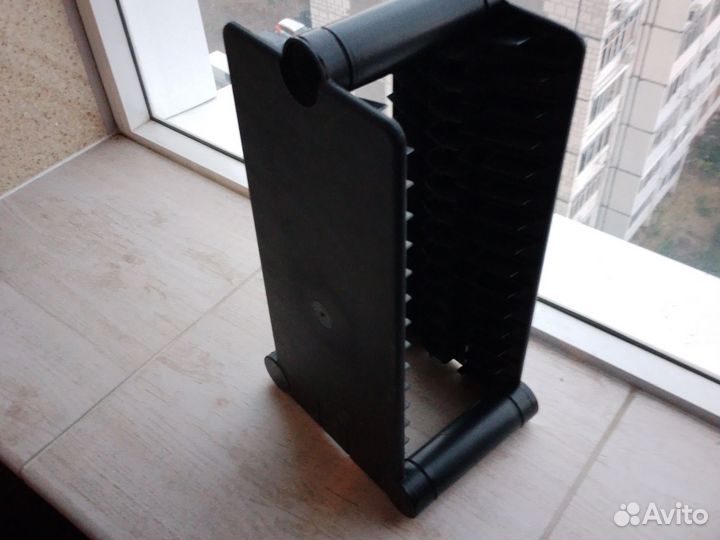 Подставка для аудиокассет 28 шт