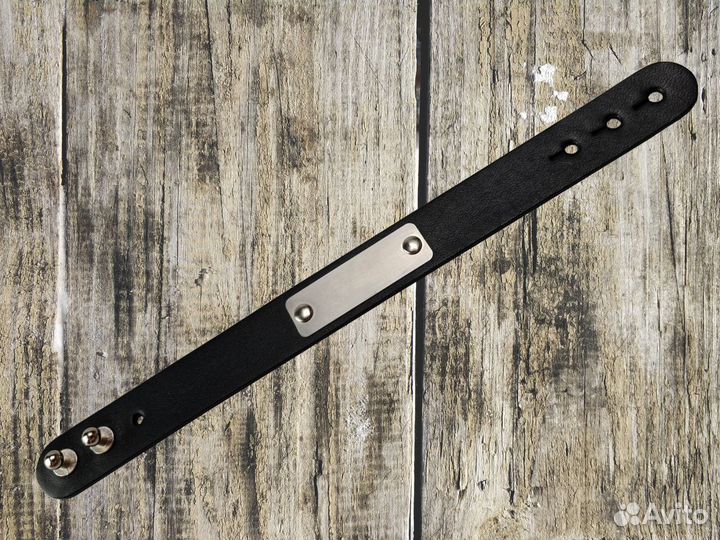 Браслет из натуральной кожи с гравировкой