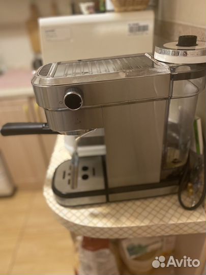 Кофеварка рожковая Vitek 1509