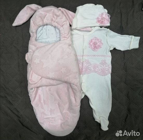 Комплект на выписку для девочки