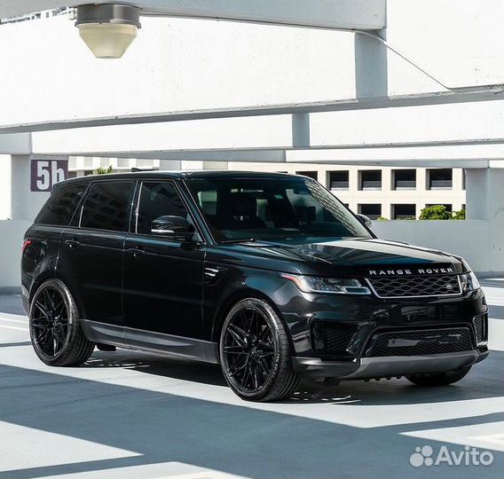 Кованые диски R22 GT Performance на Range Rover