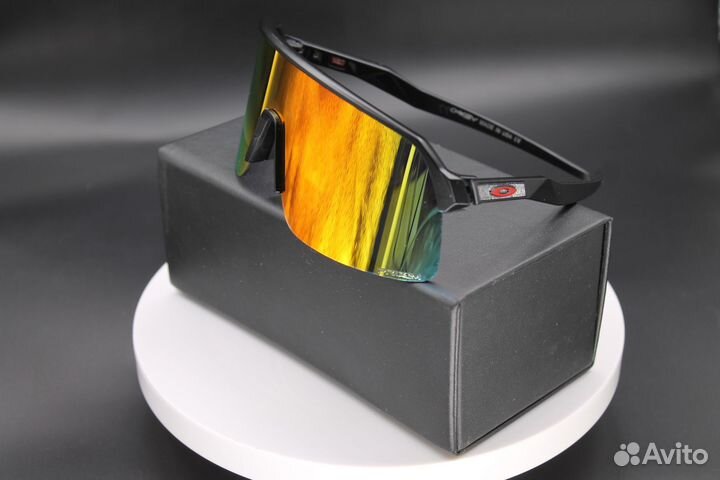 Спортивные очки oakley