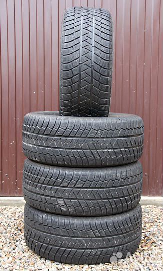 Michelin Latitude Alpin 255/55 R18 105H