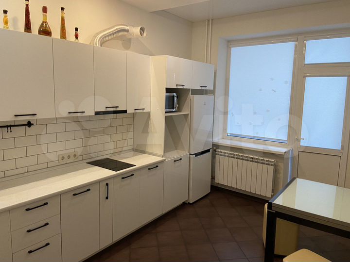 2-к. квартира, 67 м², 12/16 эт.