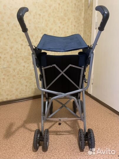 Прогулочная коляска трость