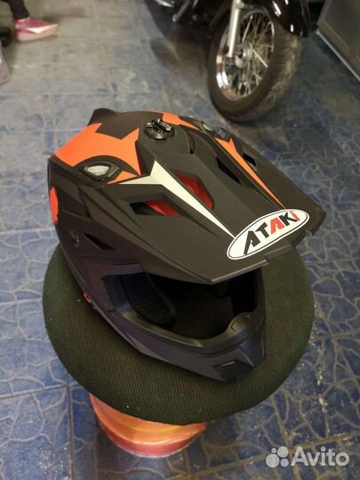 Шлем кроссовый