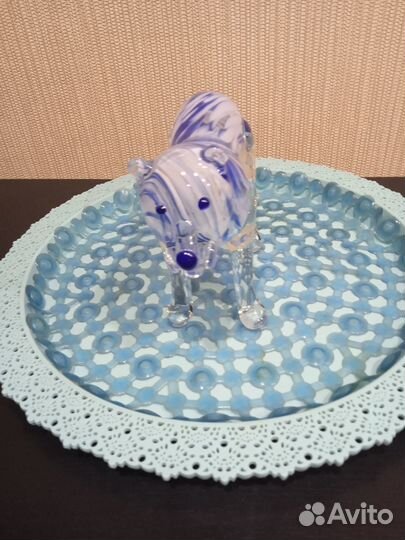 Декоративные изделия из стекла и фарфора