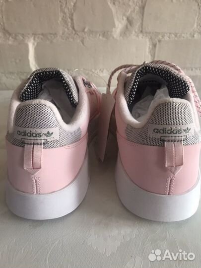 Adidas новые кроссовки