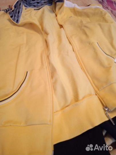 Спортивный костюм