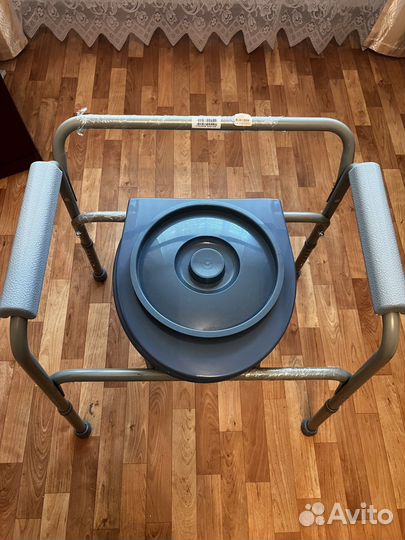 Санитарный стул туалет новый