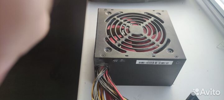 Блок питания 700w xilence