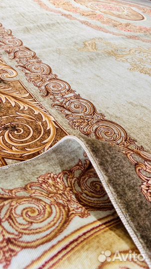 Ковёр роскошный