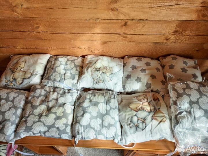 Мягкие бортики для детской кроватки